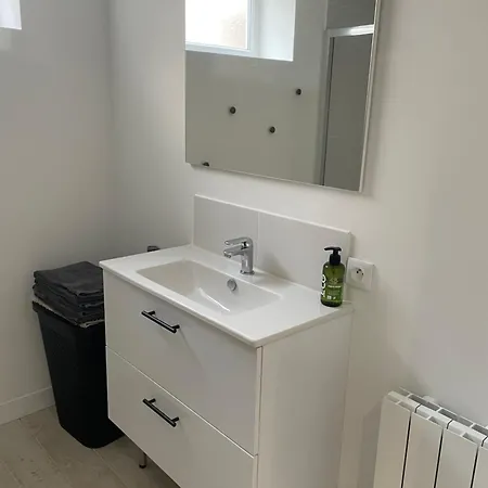 Cosy - Wifi - Et Commerces A 100m Apartment